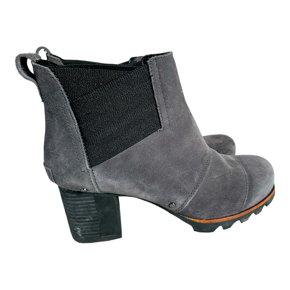 Sorel Addington Studded Chunky Chelsea Leather Boots Womens 7.5 Gray - Picture 2 of 9